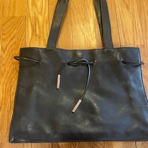AUTHENIC GUCCI leather small tote bag